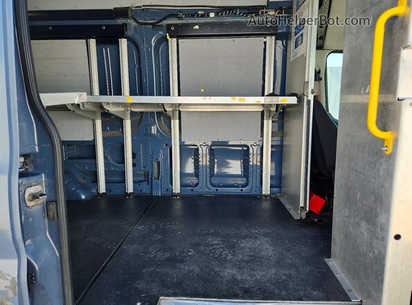 1FTBR3X85LKB27962 2020 FORD TRANSIT Gray Вид задньої частини салону