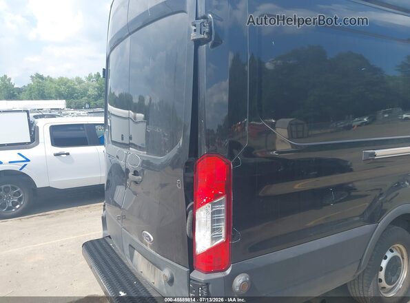 1FTBR3XG9LKA19223 2020 FORD TRANSIT-250 Black Widok z przodu