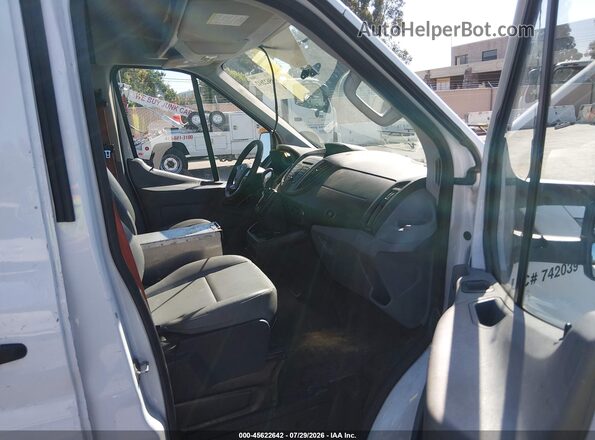 1FTBW2CM4JKA36782 2018 FORD TRANSIT-350 White Widok wnętrza z przodu