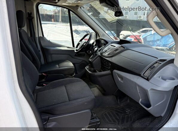 1FTBW2XM1HKA29437 2017 FORD TRANSIT-350 White Вид салону спереду