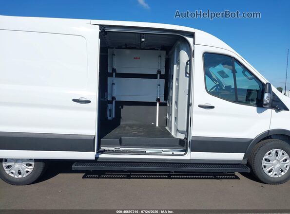 1FTBW9CM9TKA11646 2026 FORD E-TRANSIT-350 CARGO White Widok naklejki z numerem VIN