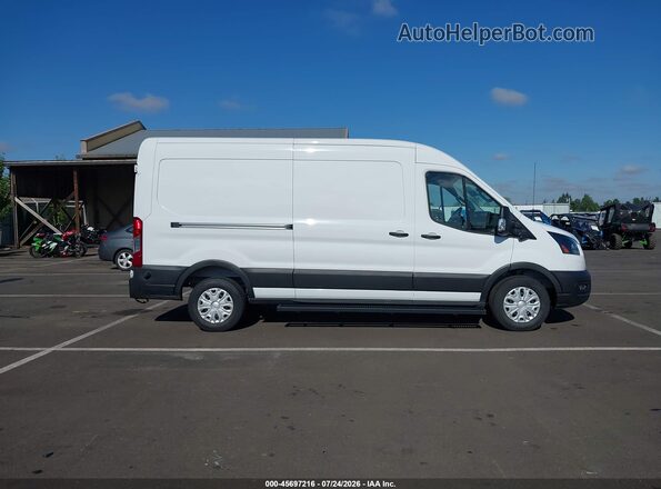 1FTBW9CM9TKA11646 2026 FORD E-TRANSIT-350 CARGO White Widok wnętrza z tyłu