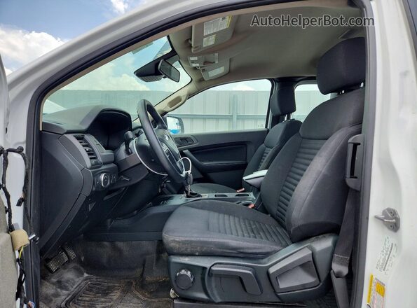 1FTER1EH3NLD37025 2022 FORD RANGER White Front interior view