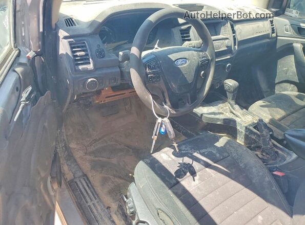 1FTER1EH5KLB20605 2019 FORD RANGER Silver Вид панелі приладів