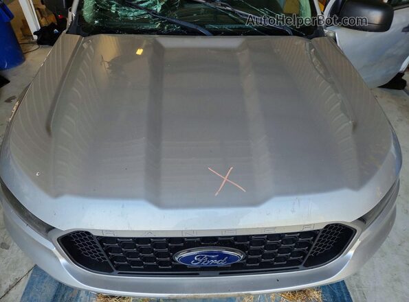 1FTER1FH5KLB20084 2019 FORD RANGER Silver Rear interior view