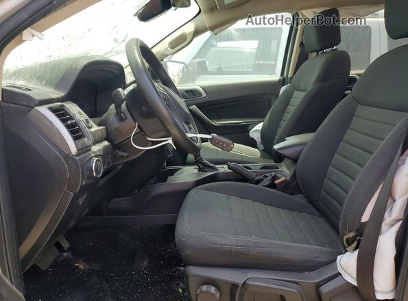 1FTER4EH8MLD99486 2021 FORD RANGER Silver Widok wnętrza z przodu