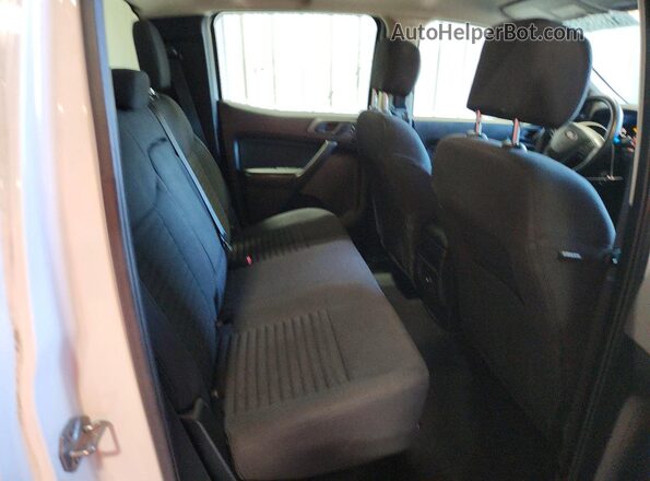 1FTER4FH9MLE05133 2021 FORD RANGER White Հետևի նստատեղերի տեսք