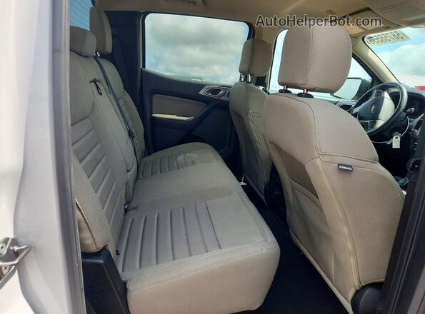 1FTER4FH9PLE06786 2023 FORD RANGER White Vista de los asientos traseros