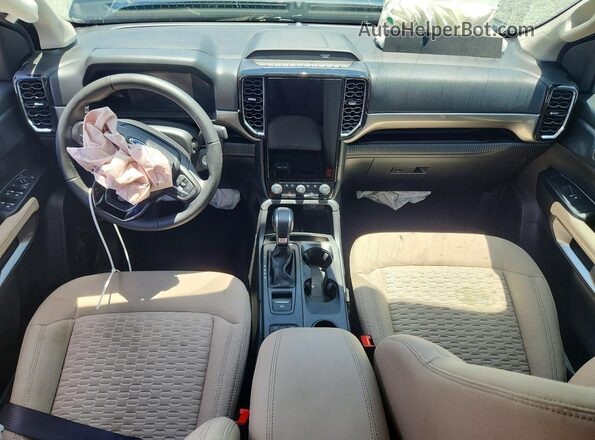 1FTER4GH2SLE65959 2025 FORD RANGER Black Widok deski rozdzielczej
