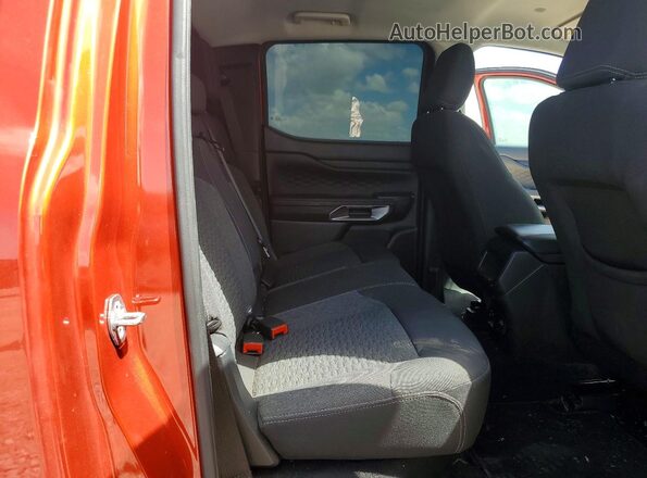 1FTER4GH6RLE58944 2024 FORD RANGER Red Widok tylnych siedzeń