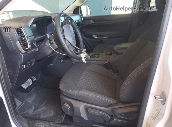1FTER4HH0RLE19975 2024 FORD RANGER White წინა სალონის ხედი