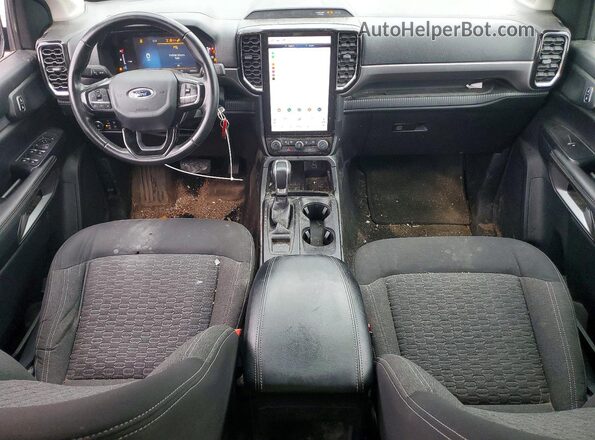 1FTER4HH3RLE24085 2024 FORD RANGER Угольный Вид панели приборов