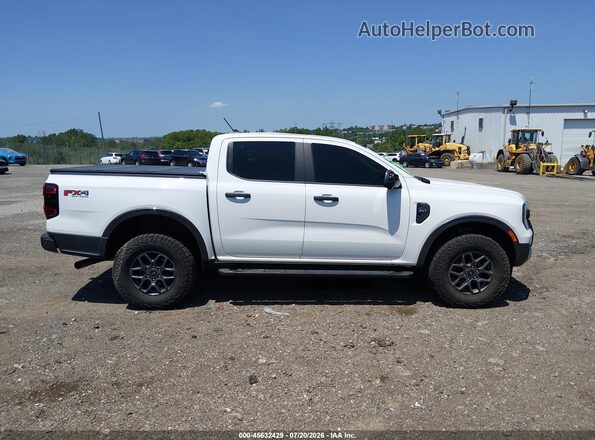 1FTER4HH7RLE09685 2024 FORD RANGER White Vista interior trasera