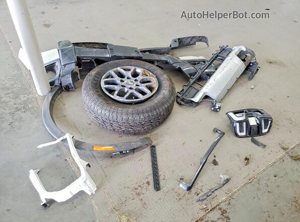 1FTER4HH8SLE17364 2025 FORD RANGER Cream Вид підкапотного простору