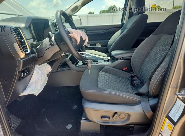1FTER4HH9SLE54570 2025 FORD RANGER Черный Вид салона спереди