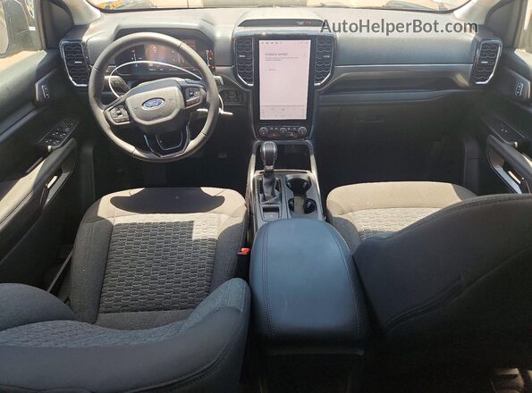 1FTER4HP9SLE23875 2025 FORD RANGER Серый Вид панели приборов