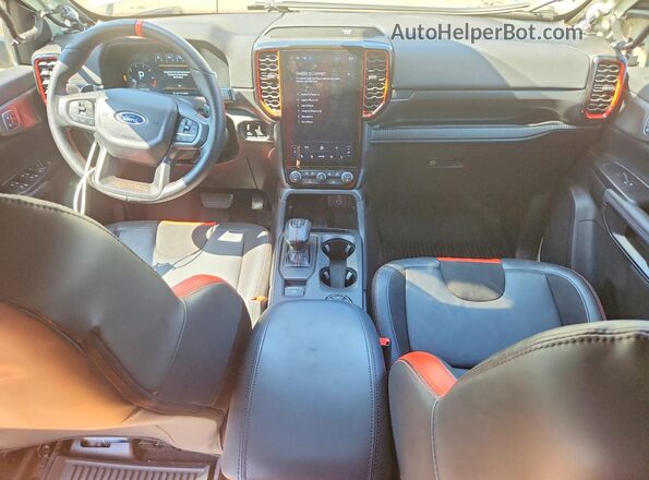1FTER4LR8SLE06266 2025 FORD RANGER Tan Widok deski rozdzielczej