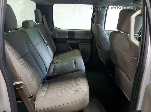 1FTEW1C53JKF31099 2018 FORD F150 Silver Vista de los asientos traseros