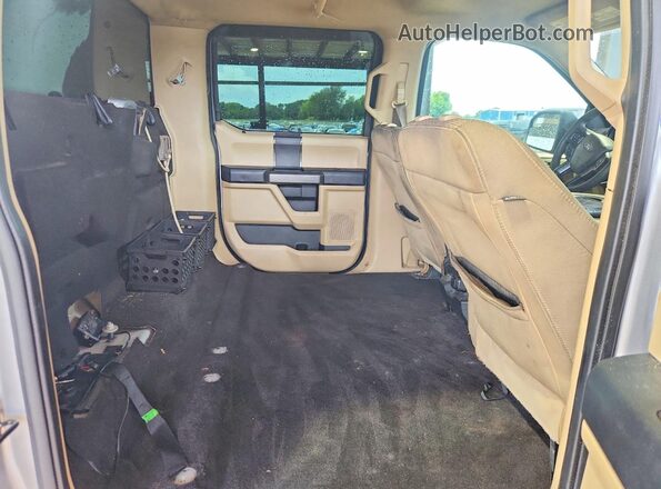 1FTEW1C57LFA22807 2020 FORD F150 Silver Vista de los asientos traseros
