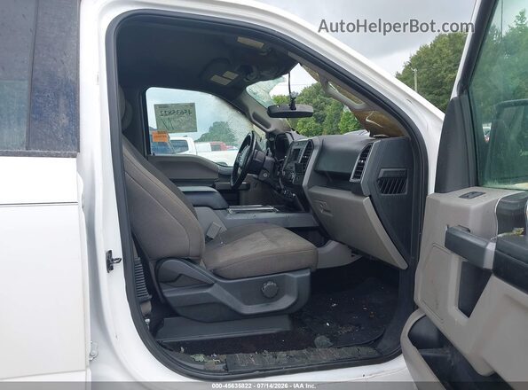 1FTEW1C58JKC40470 2018 FORD F150 White Вид салону спереду