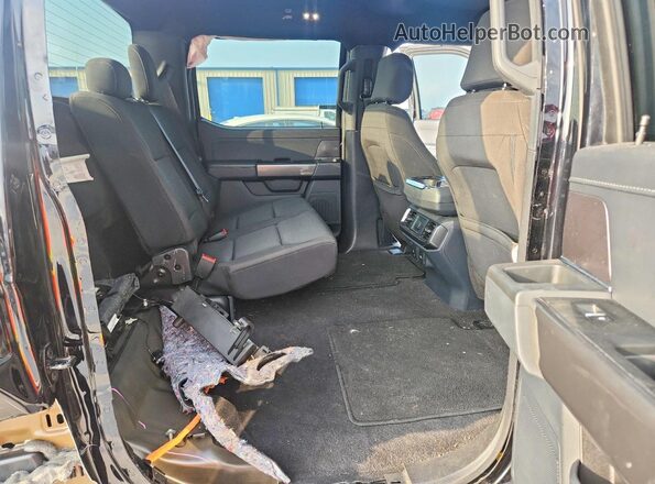1FTEW1C59PFC28006 2023 FORD F150 Black Widok tylnych siedzeń