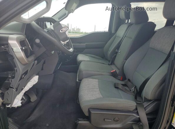 1FTEW1C83PKE58173 2023 FORD F150 Black Widok wnętrza z przodu