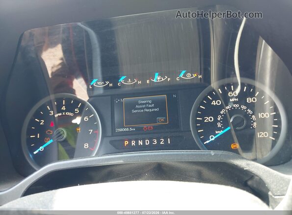 1FTEW1C86HKC30959 2017 FORD F150 Red უკანა სავარძლების ხედი