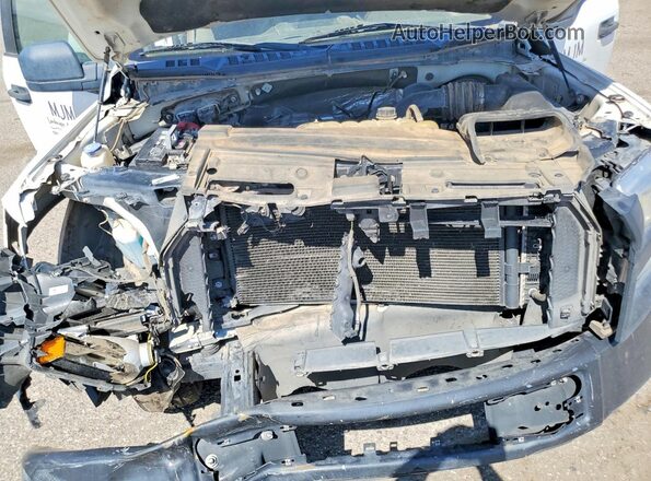 1FTEW1C89HKC83834 2017 FORD F150 White Widok wnętrza z tyłu