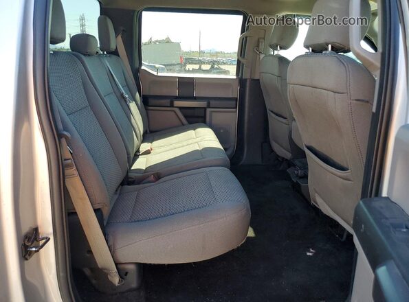 1FTEW1CB8JKD85952 2018 FORD F150 Silver უკანა სავარძლების ხედი