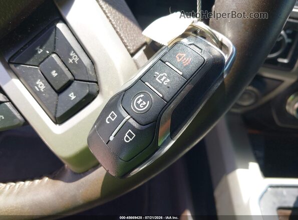 1FTEW1CF3HFA97116 2017 FORD F150 Gold Widok deski rozdzielczej