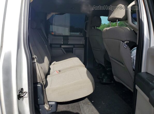 1FTEW1CF7HKE10546 2017 FORD F150 Silver Вид задніх сидінь