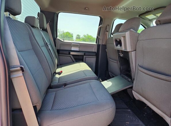 1FTEW1CF8HKE49517 2017 FORD F150 White Rear seats view