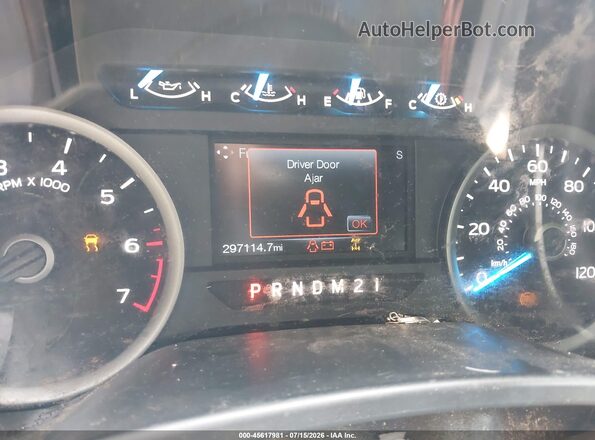 1FTEW1CFXHFC17350 2017 FORD F150 White Vista de los asientos traseros