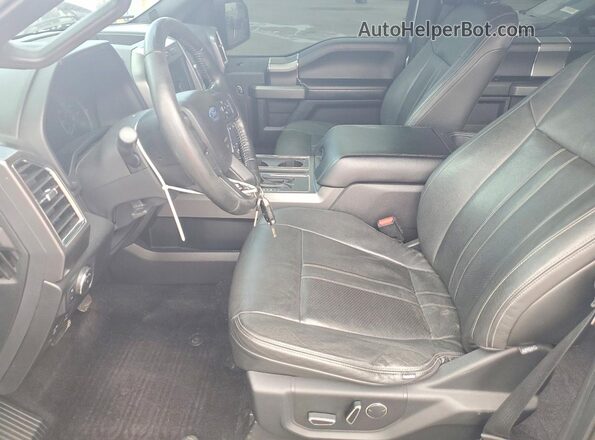 1FTEW1CP0HFA32927 2017 FORD F150 Silver Widok wnętrza z przodu