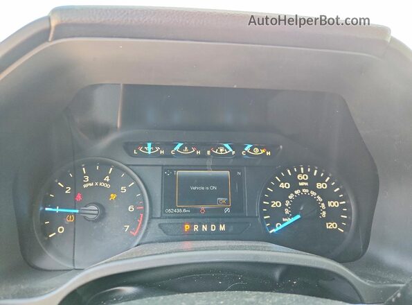 1FTEW1CP0JKC49973 2018 FORD F150 Белый Вид щитка приборов