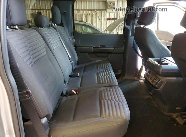 1FTEW1CP1MKD48127 2021 FORD F150 Silver Widok tylnych siedzeń