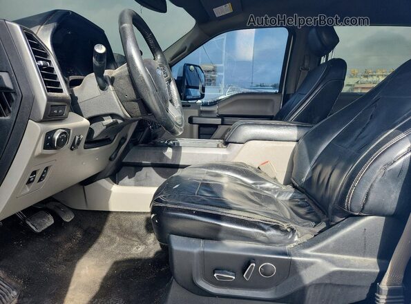 1FTEW1CP2JKC46816 2018 FORD F150 White Вид салону спереду