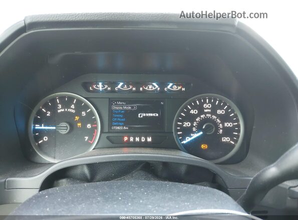 1FTEW1CP3JKF27572 2018 FORD F150 Red Widok tylnych siedzeń