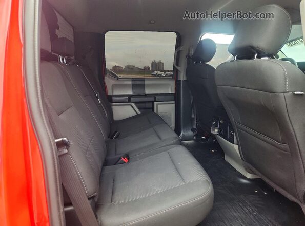 1FTEW1CP5HKC98211 2017 FORD F150 Red Rear seats view