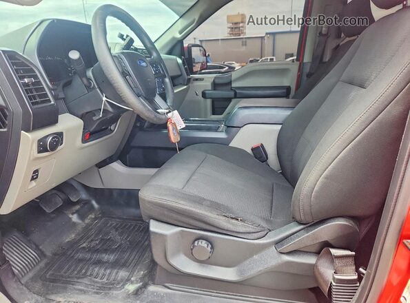 1FTEW1CP5HKC98211 2017 FORD F150 Red Front interior view