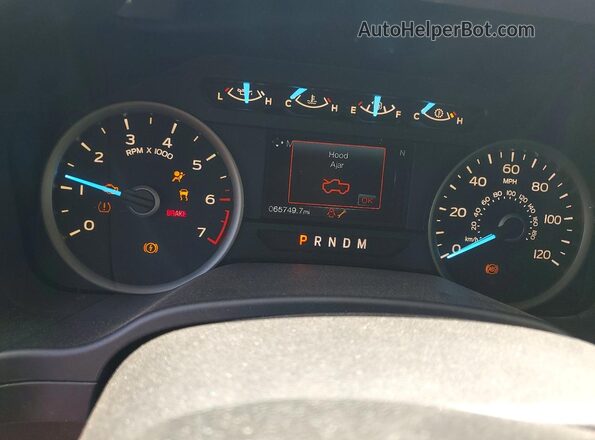 1FTEW1CP5JFB96602 2018 FORD F150 Белый Вид щитка приборов