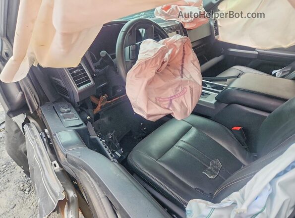 1FTEW1CP5JKC21098 2018 FORD F150 Gray Dashboard view
