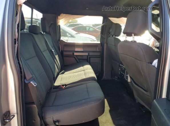 1FTEW1CP5LKD45634 2020 FORD F150 Серебряный Вид задних сидений