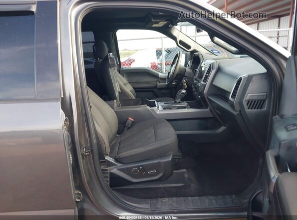 1FTEW1CP6HKC04322 2017 FORD F150 Gray Front interior view