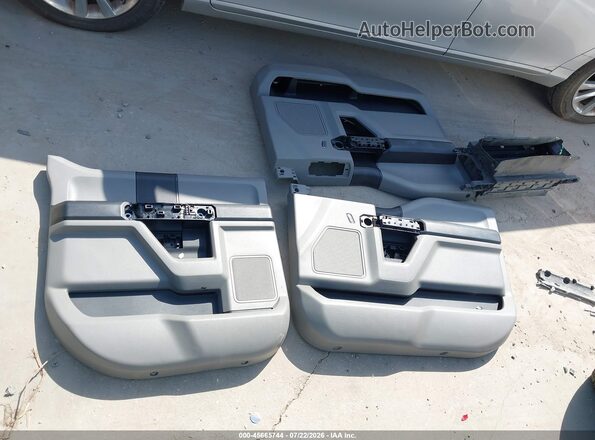 1FTEW1CP7JKF13495 2018 FORD F150 Silver Սարքավորումների վահանակի տեսք