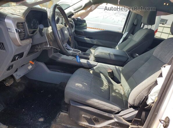 1FTEW1CP8PKF18990 2023 FORD F150 White Widok wnętrza z przodu