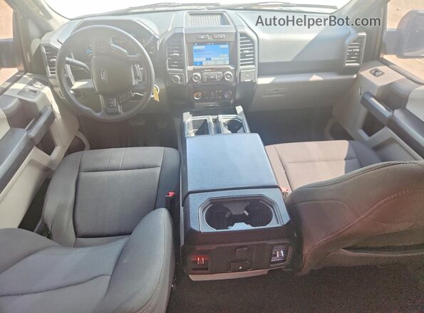 1FTEW1CPXJFE13822 2018 FORD F150 Silver Առջևի վահանակի տեսք