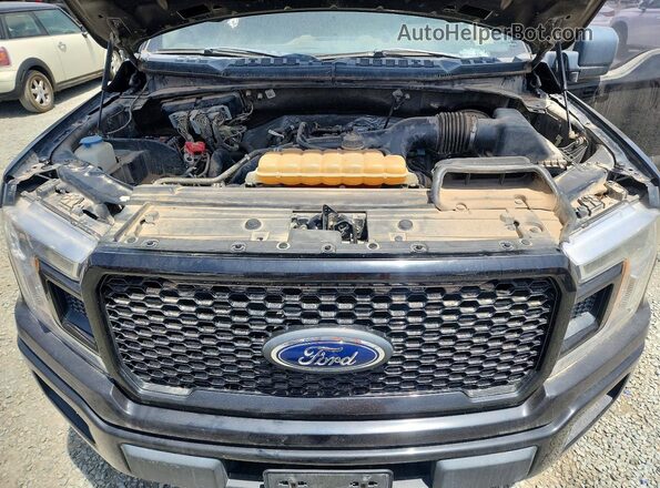 1FTEW1CPXLKF03840 2020 FORD F150 Black Rear interior view
