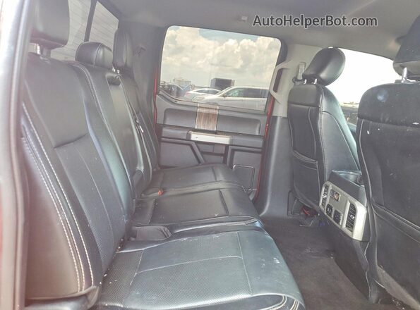 1FTEW1E43KFA46167 2019 FORD F150 Red Widok tylnych siedzeń