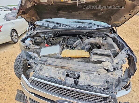 1FTEW1E52JFA30551 2018 FORD F150 Two Tone Vista interior trasera